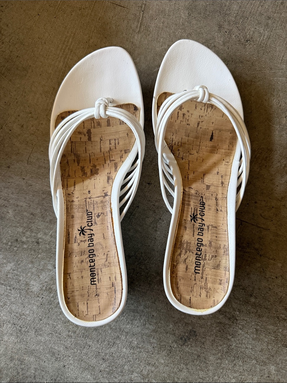 Montego Bay Club White Knot-Detail Slide Sandals